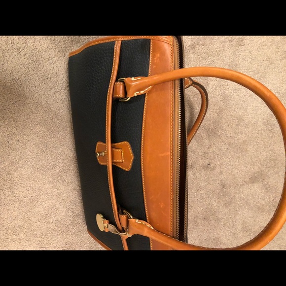 Dooney and Bourke All Weather Leather Handbag - Picture 9 of 9